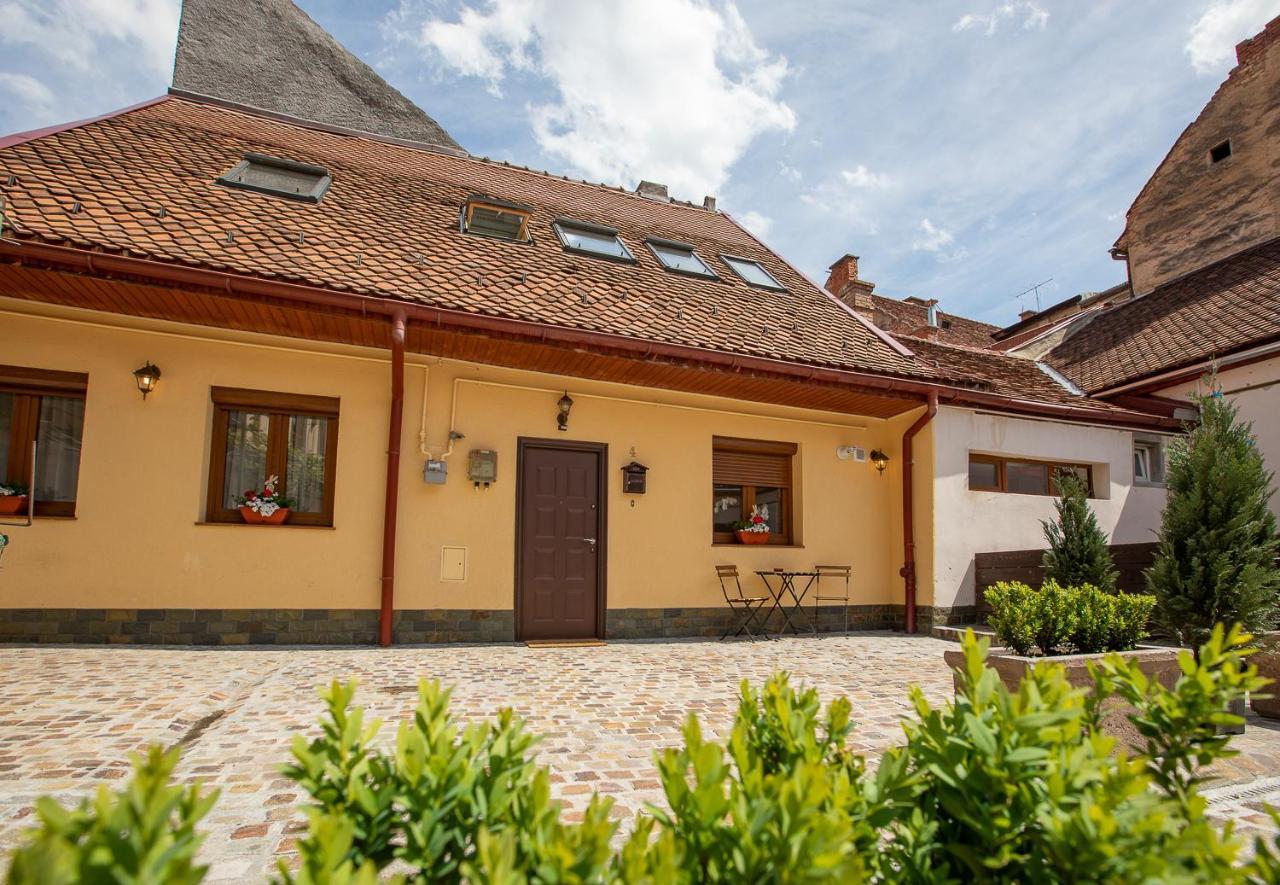 Apartmán Casa Carolina Brašov Exteriér fotografie